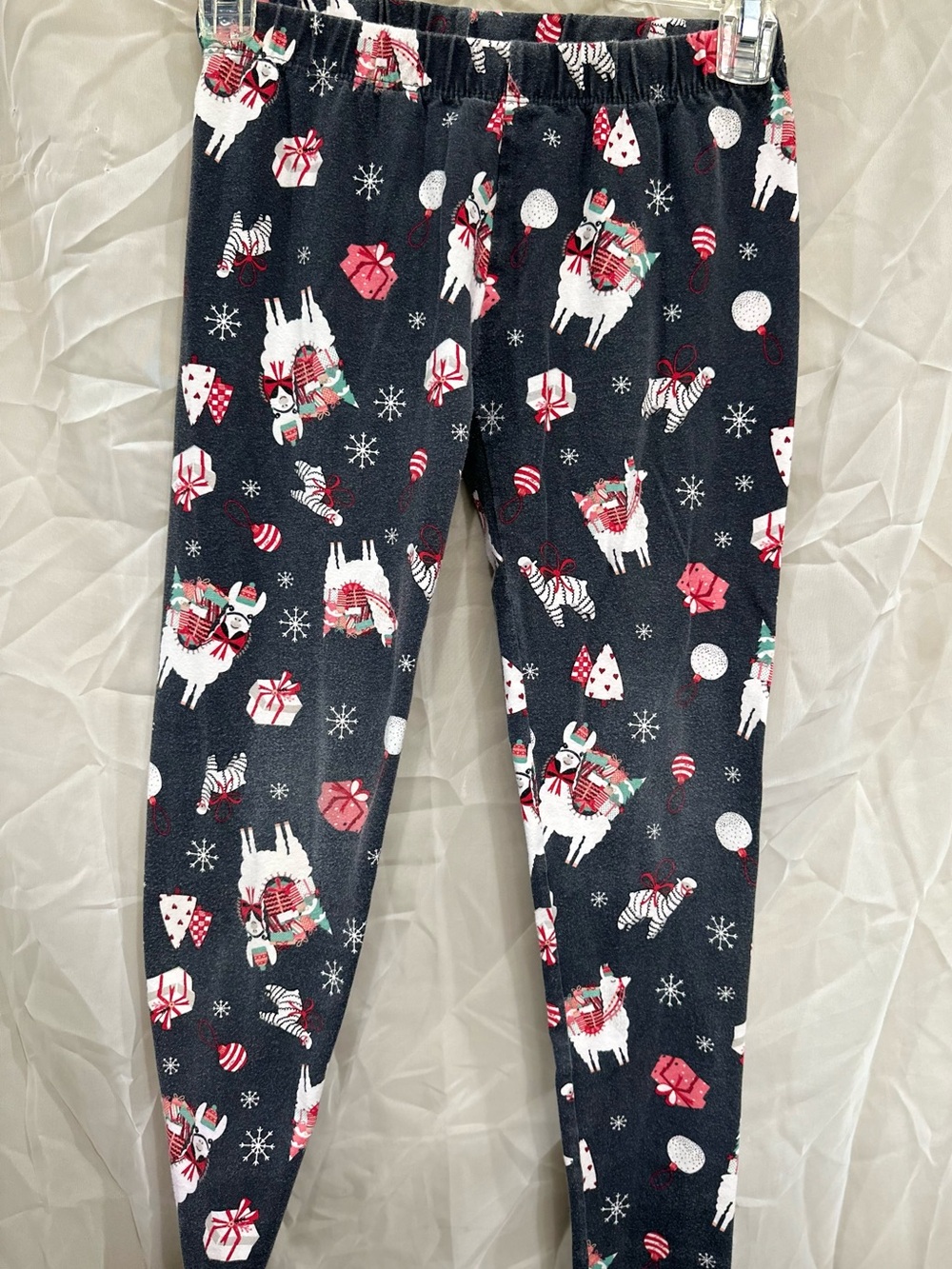 No Boundaries Charcoal Kids Pajama Bottoms with White & Red Holiday Llamas